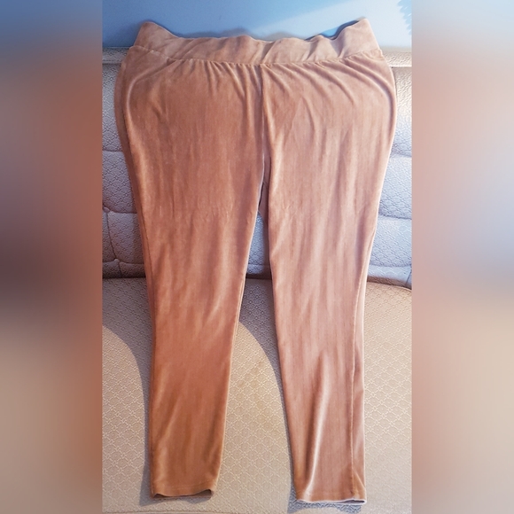 2021 George Gold Corduroy Women's Pants Plus Size 3X - Picture 2 of 8